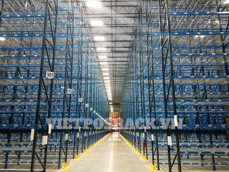 What is Selective racking? Advantages and disadvantages Việt POS Rack
